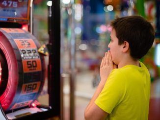 ¿Qué son las adicciones comportamentales y por qué se ceban con la adolescencia?