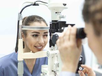 Presbicia: síntomas y tipos de gafas más adecuadas