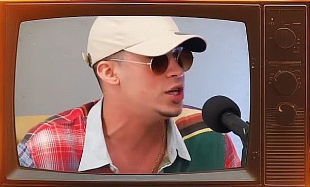 ¿Sabes quien es Bad Bunny? Descubre aquí su increible historia, de la nada al todo en 10 años ¿Sabes quien es Bad Bunny? Descubre aquí su increible historia, de la nada al todo en 10 años